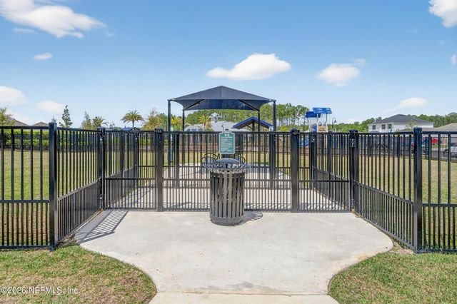 2889 WINDSOR LAKES Way, Green Cove Springs, FL 32043