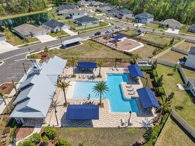 2889 WINDSOR LAKES Way, Green Cove Springs, FL 32043
