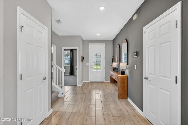 2889 WINDSOR LAKES Way, Green Cove Springs, FL 32043