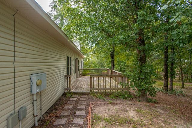 12008 Oak Valley Drive, Mabelvale, AR 72103