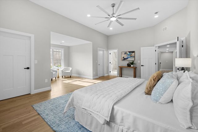 10 Falcon Drive, Shrewsbury, MA 01545
