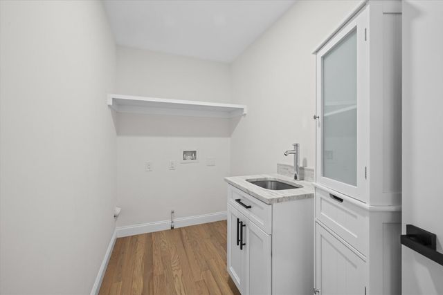10 Falcon Drive, Shrewsbury, MA 01545