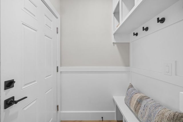 10 Falcon Drive, Shrewsbury, MA 01545