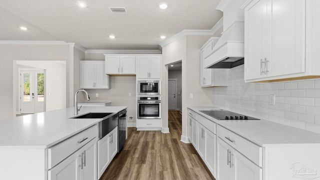 5938 Greenfield St, Pace, FL 32571