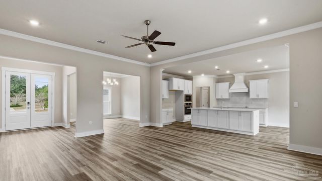 5938 Greenfield St, Pace, FL 32571