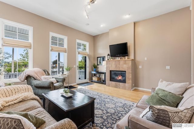 719 PACIFIC Street, Omaha, NE 68108