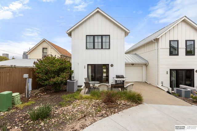 719 PACIFIC Street, Omaha, NE 68108