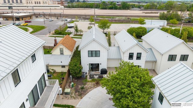 719 PACIFIC Street, Omaha, NE 68108