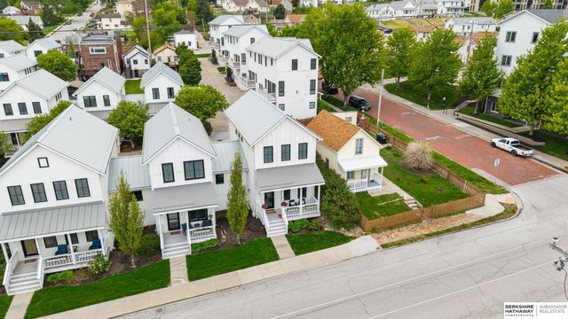719 PACIFIC Street, Omaha, NE 68108