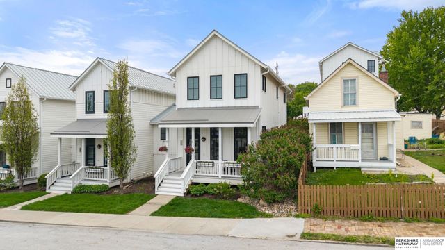 719 PACIFIC Street, Omaha, NE 68108
