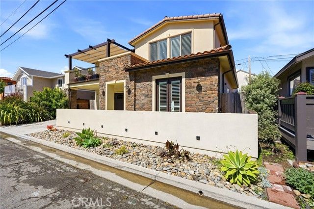 244 Boeker Ave, Pismo Beach, CA 93449