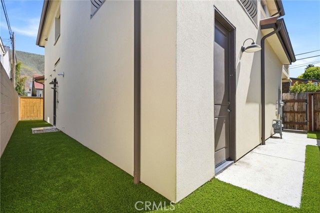 244 Boeker Ave, Pismo Beach, CA 93449