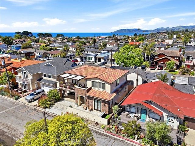 244 Boeker Ave, Pismo Beach, CA 93449