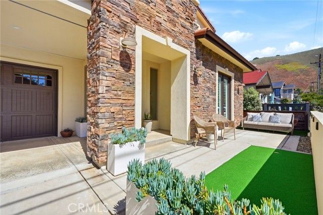 244 Boeker Ave, Pismo Beach, CA 93449