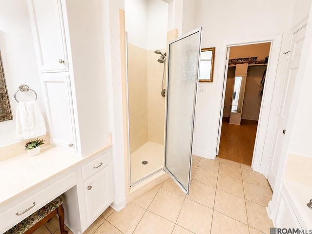 11001 Shoreline Dr, Baton Rouge, LA 70809