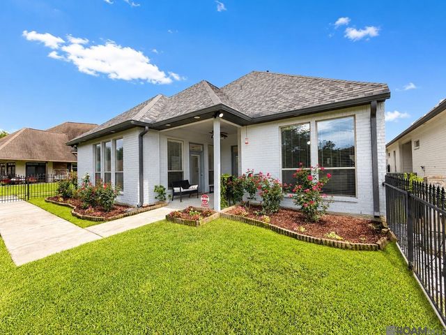 11001 Shoreline Dr, Baton Rouge, LA 70809