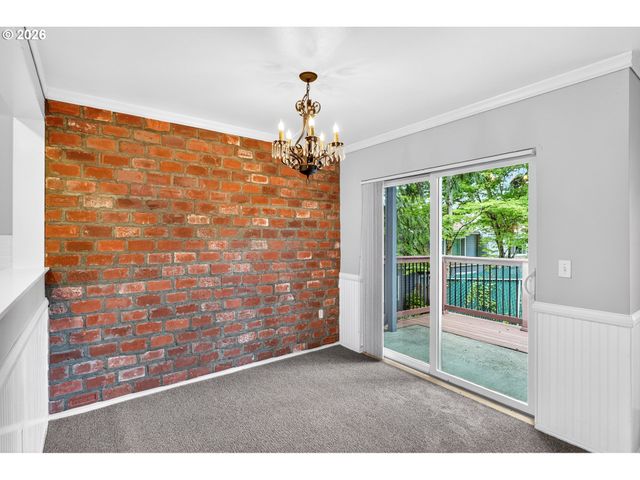 7149 Sw SAGERT St 102, Tualatin, OR 97062