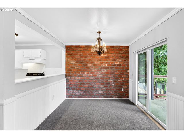 7149 Sw SAGERT St 102, Tualatin, OR 97062
