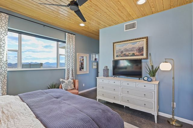 110 High Lonesome, Alpine, TX 79830