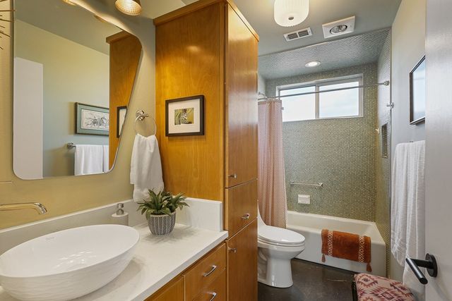 110 High Lonesome, Alpine, TX 79830