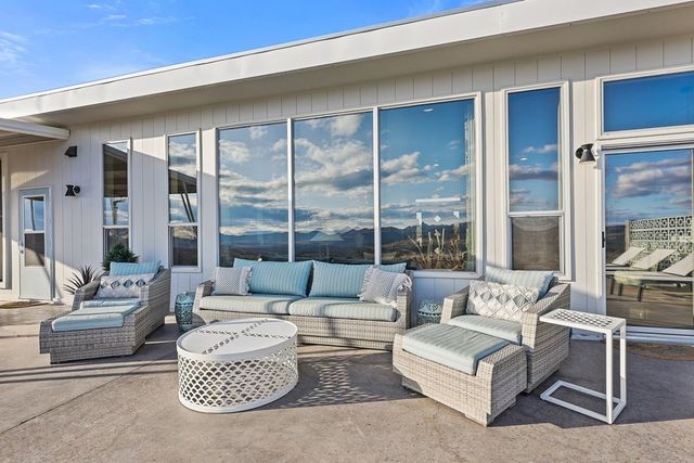 110 High Lonesome, Alpine, TX 79830