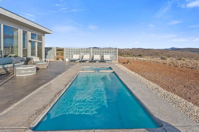 110 High Lonesome, Alpine, TX 79830