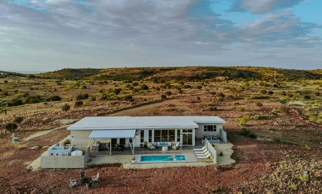 110 High Lonesome, Alpine, TX 79830