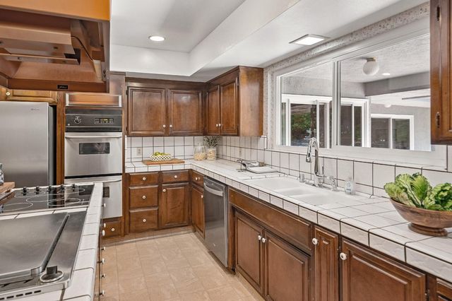 14744 Montalvo Road, Saratoga, CA 95070