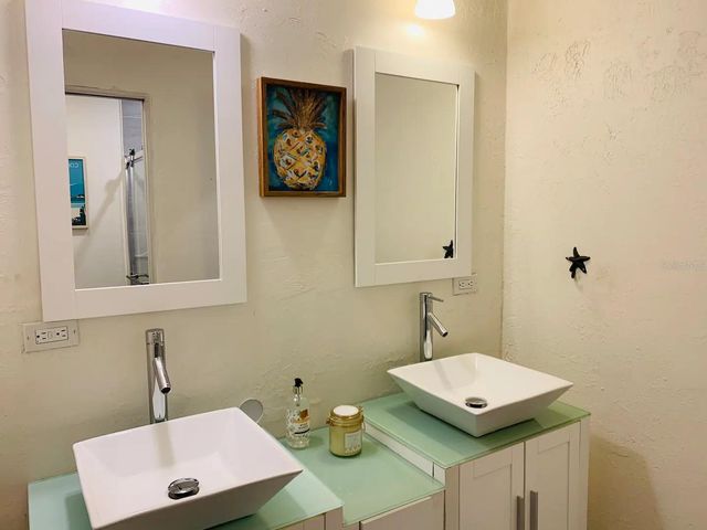 4929 BROOKMEADE DRIVE, Sarasota, FL 34232