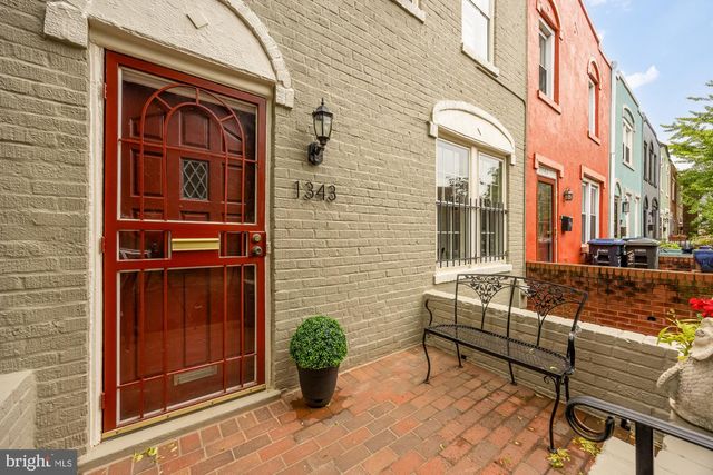 1343 IVES PL SE, Washington, DC 20003