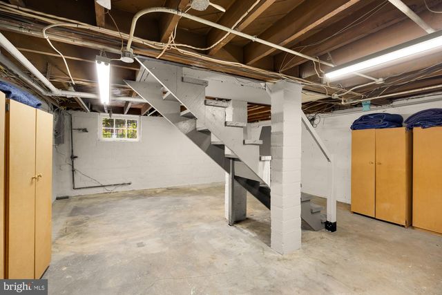 1343 IVES PL SE, Washington, DC 20003