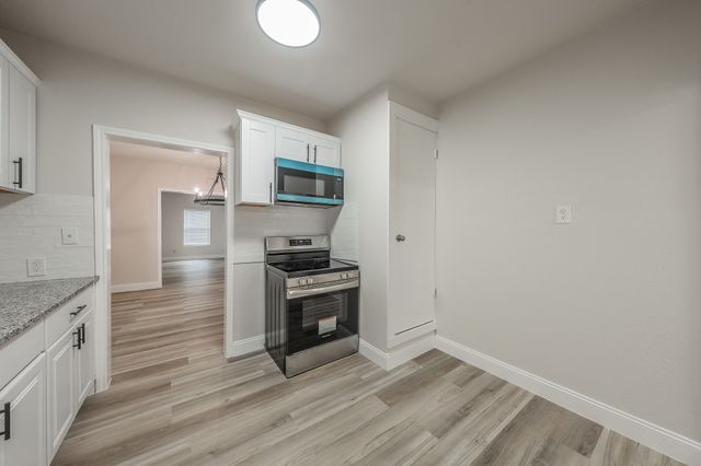 1416 E Myrtle Street, Fort Worth, TX 76104