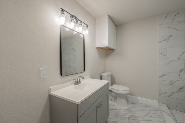 1416 E Myrtle Street, Fort Worth, TX 76104