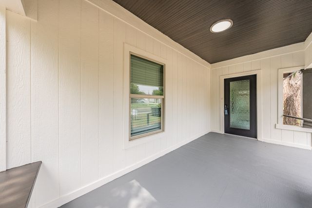 1416 E Myrtle Street, Fort Worth, TX 76104