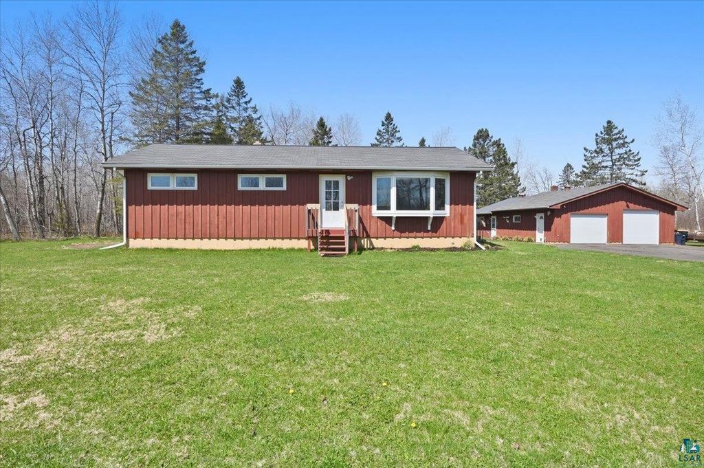 2985 County Rd A, Superior, WI 54880
