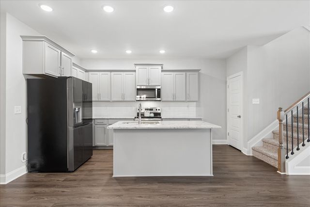 550 Twyla Dr, Lebanon, TN 37087