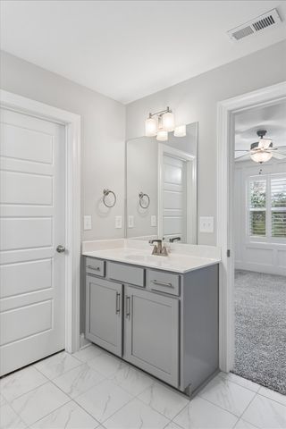 550 Twyla Dr, Lebanon, TN 37087