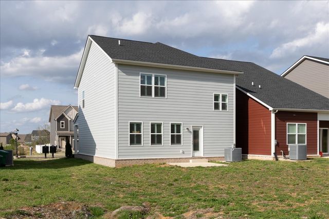 550 Twyla Dr, Lebanon, TN 37087