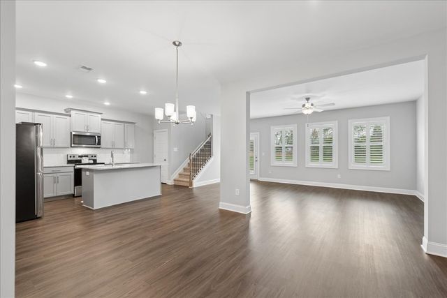 550 Twyla Dr, Lebanon, TN 37087