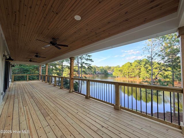 16 Overpeck Lane, Pinehurst, NC 28374