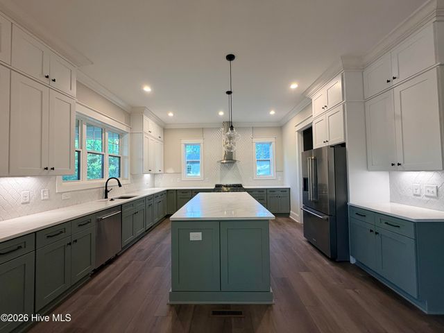 16 Overpeck Lane, Pinehurst, NC 28374