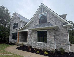 16 Overpeck Lane, Pinehurst, NC 28374