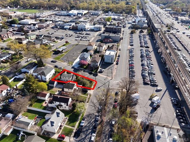 2216 Brooklyn Avenue, Merrick, NY 11566