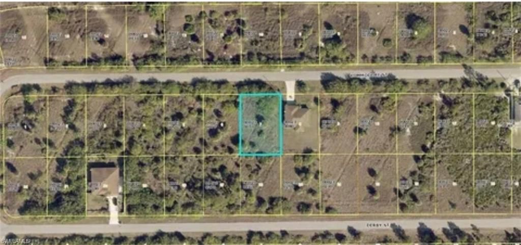 946 Commodore ST, LEHIGH ACRES, FL 33974 — exterior
