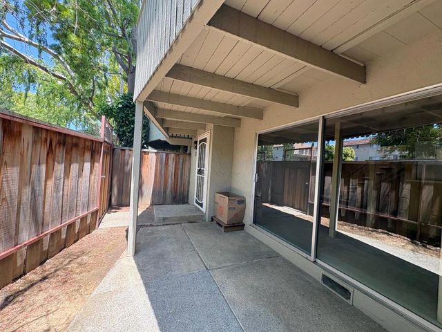 1155 Weyburn Lane 26, San Jose, CA 95129