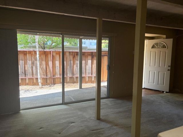 1155 Weyburn Lane 26, San Jose, CA 95129