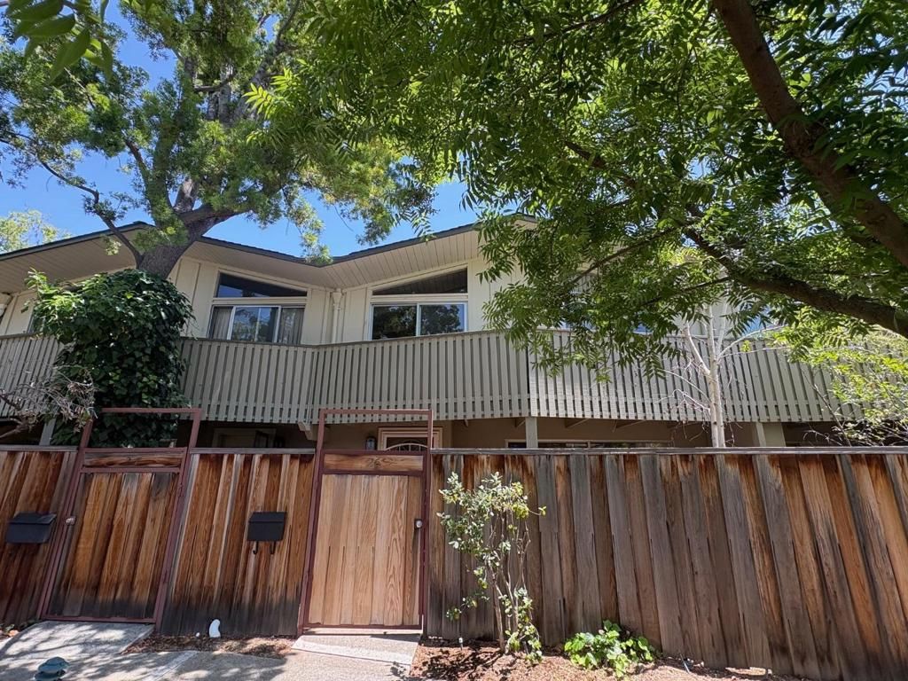 1155 Weyburn Lane 26, San Jose, CA 95129