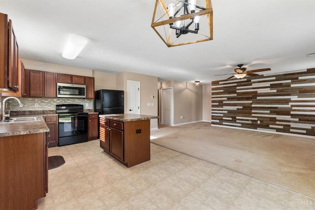 108 Wooded Ridge Drive, Amelia, OH 45102