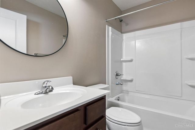 108 Wooded Ridge Drive, Amelia, OH 45102