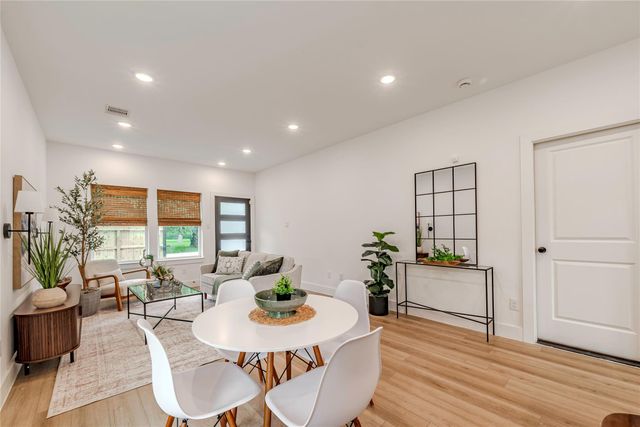 9525 Beckley Street, Houston, TX 77088